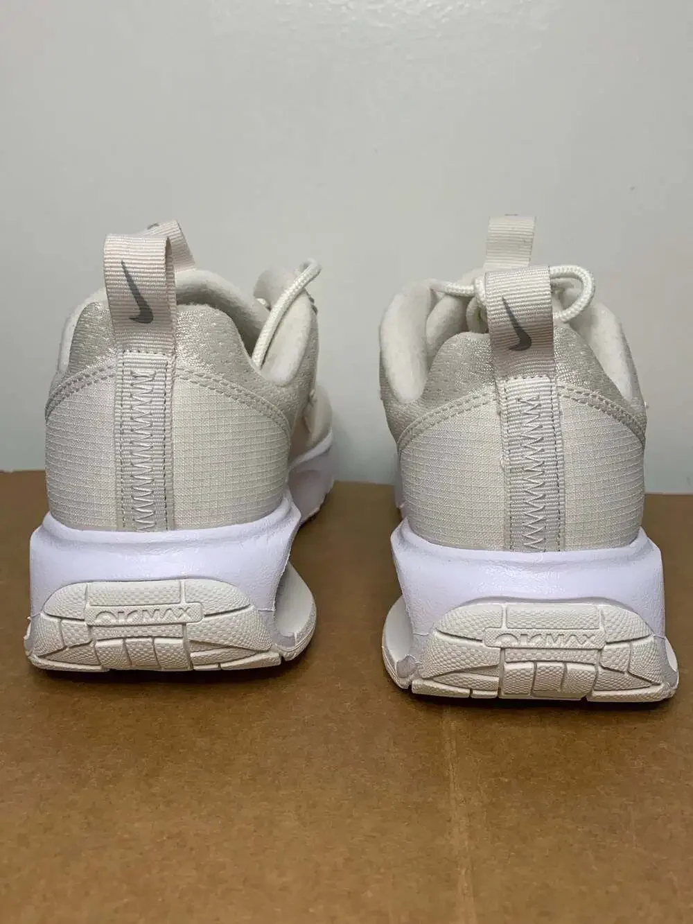 Nike Air Max Intrlk Lite Women Size 6.5